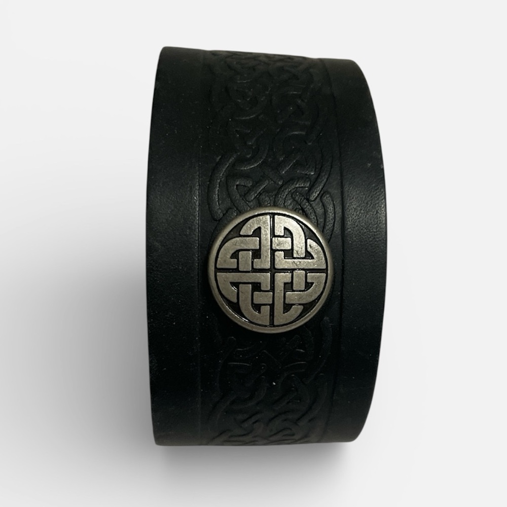 Lee River Ireland Black Leather Bracelet with Silver Celtic Design